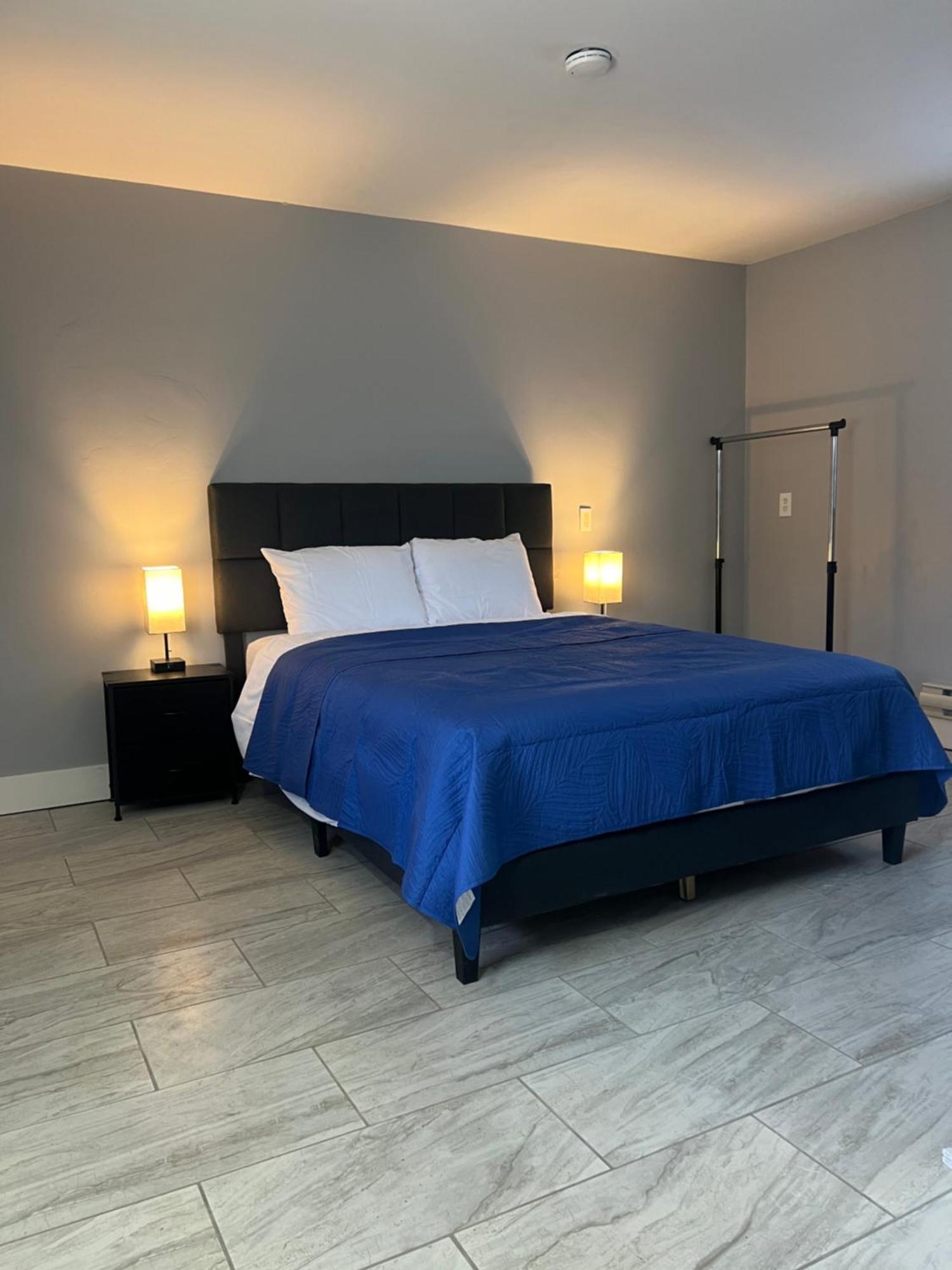 Nest Inn Watertown Extérieur photo